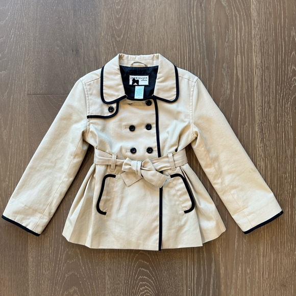 Janie and Jack pleated twill lined tan trench coat 3/4 - Picture 2 of 4